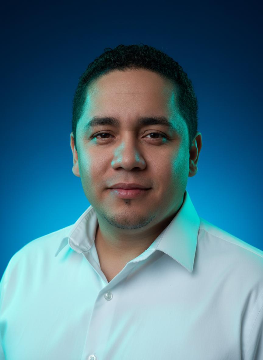 Julio Cesar - Creative Director